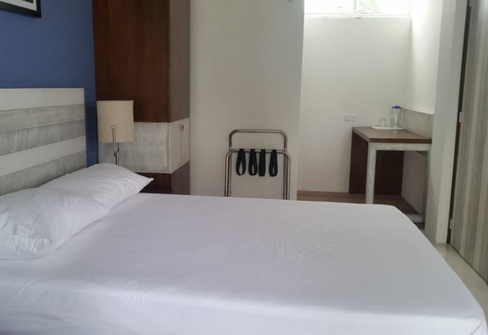 Standard Double Room photo 3