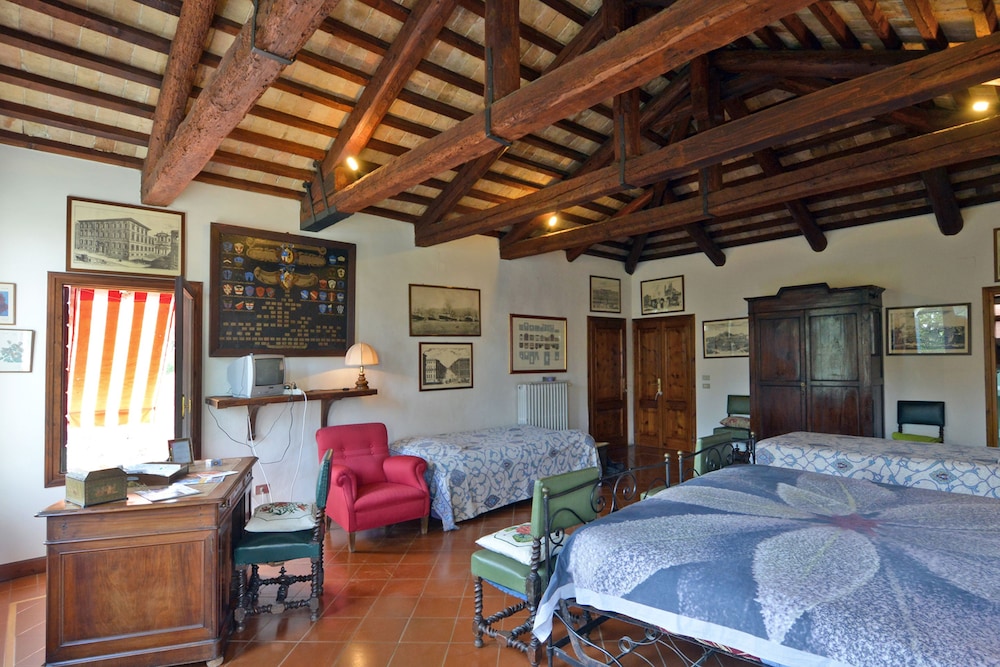 Quadruple Room, Ensuite (In Torretta) photo 3