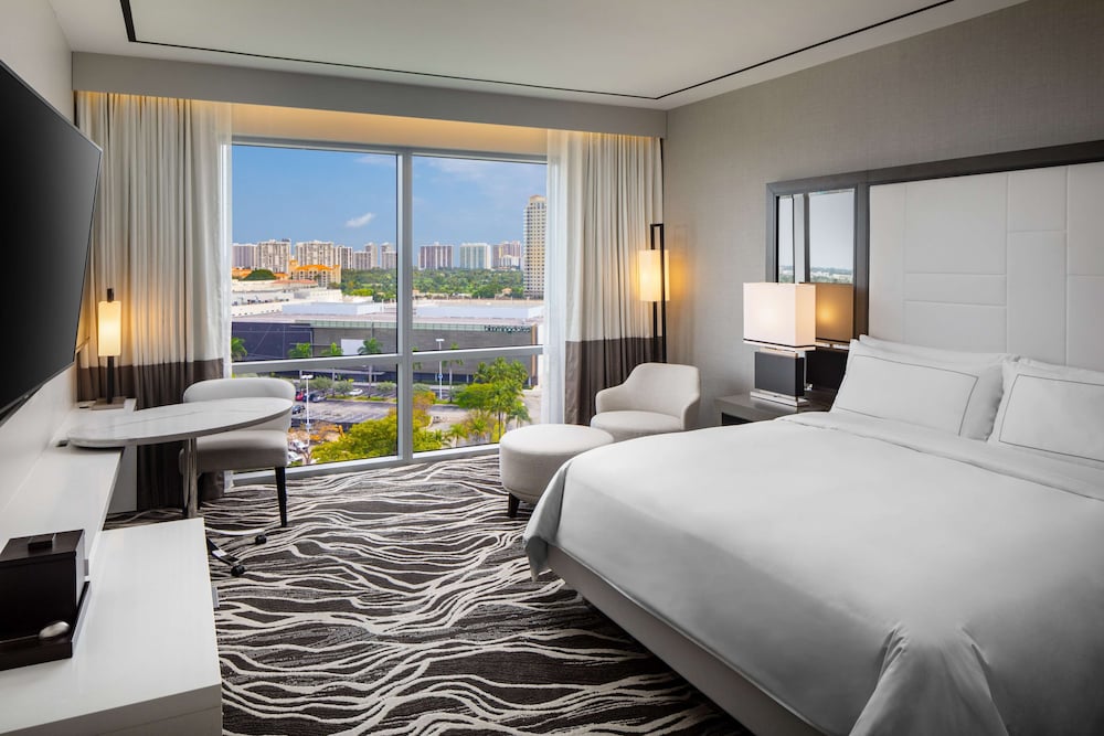 Presidential Suite, 1 King Bed (Hearing)