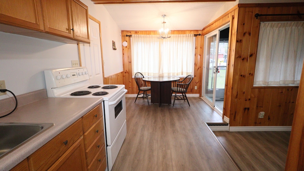 1 Bedroom Classic Cottage photo 3