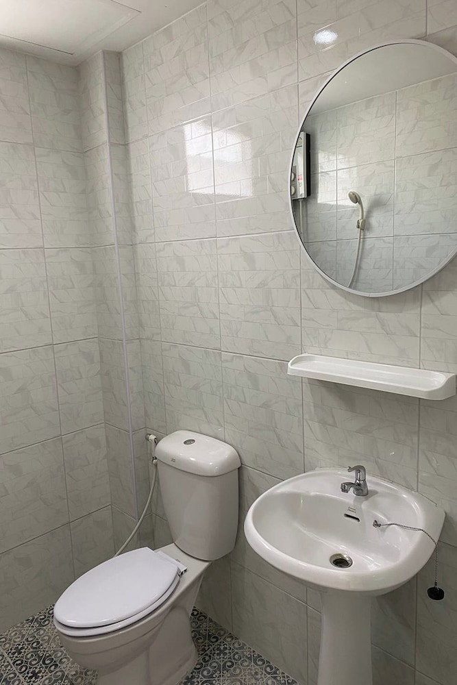 Standard Room with AirCon - Photo 15
