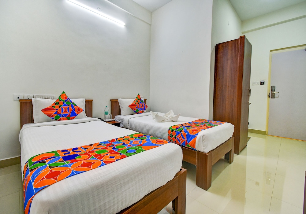 Deluxe Room - Photo 3