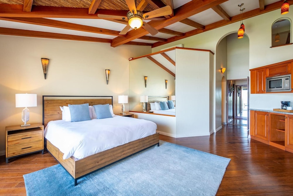 Condo, 2 Bedrooms