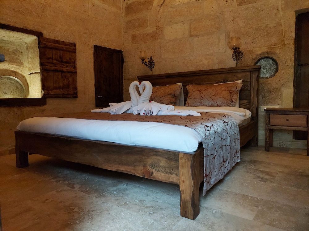 Standard Double Room - Photo 3