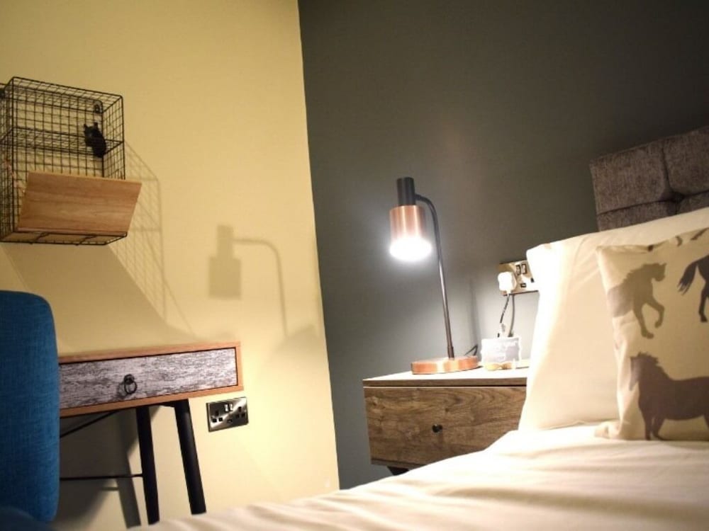 Superior Double Room, Ensuite (The Stable) photo 2