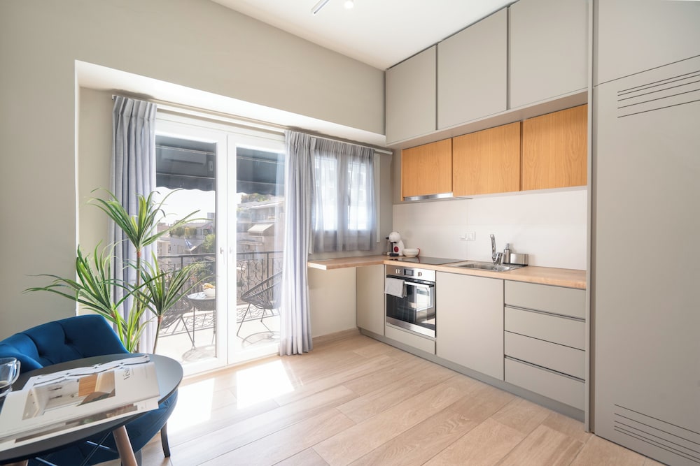 Panoramic Apartment, 1 Bedroom, Balcony, City View photo 3