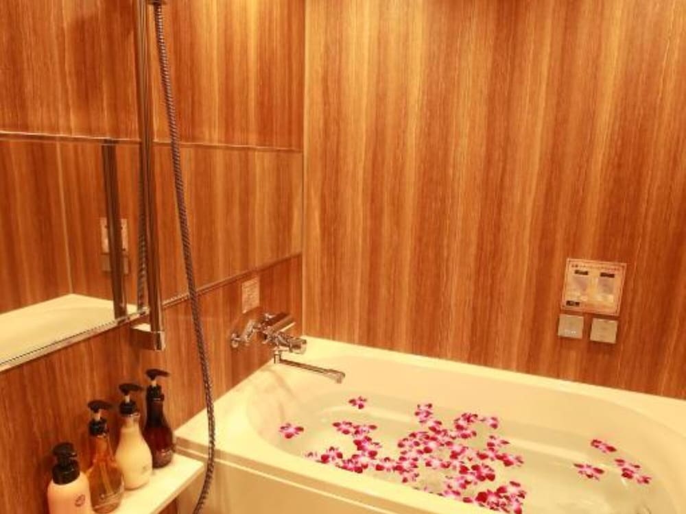 Economy Double Room, Non Smoking photo 2