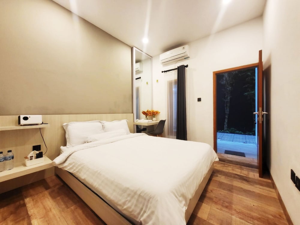 Double Room, 1 Queen Bed, Non Smoking, Garden View - Photo 20