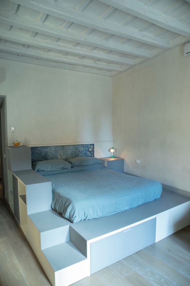 Junior Apartment, Balcony, City View
