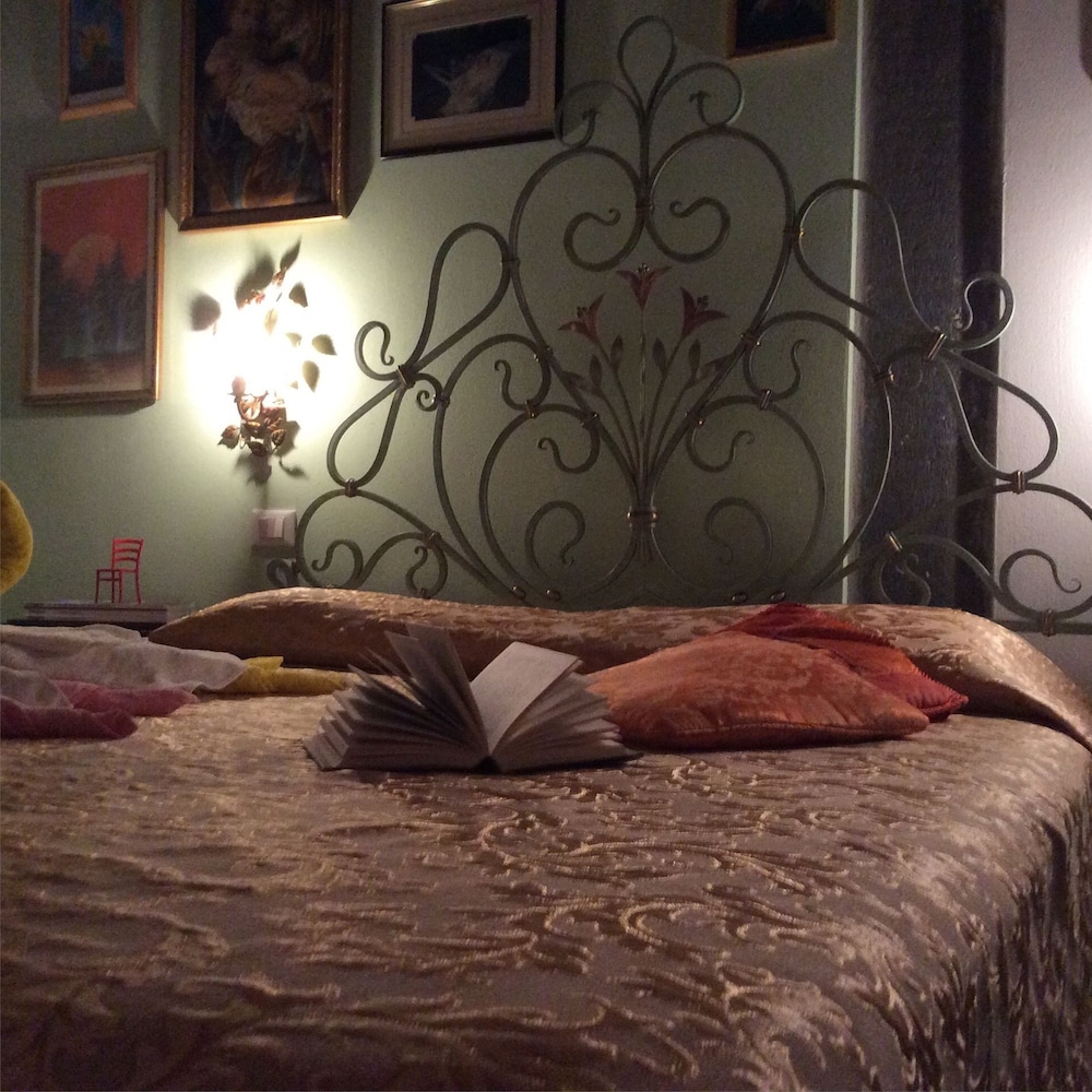 Deluxe Double Room, 1 Double Bed, City View photo 2