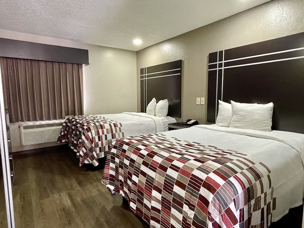 Deluxe Room, 2 Double Beds, Accessible, Non Smoking photo 1