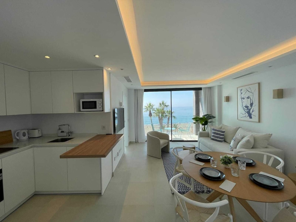 Apartamento de Lujo, Vista al Mar