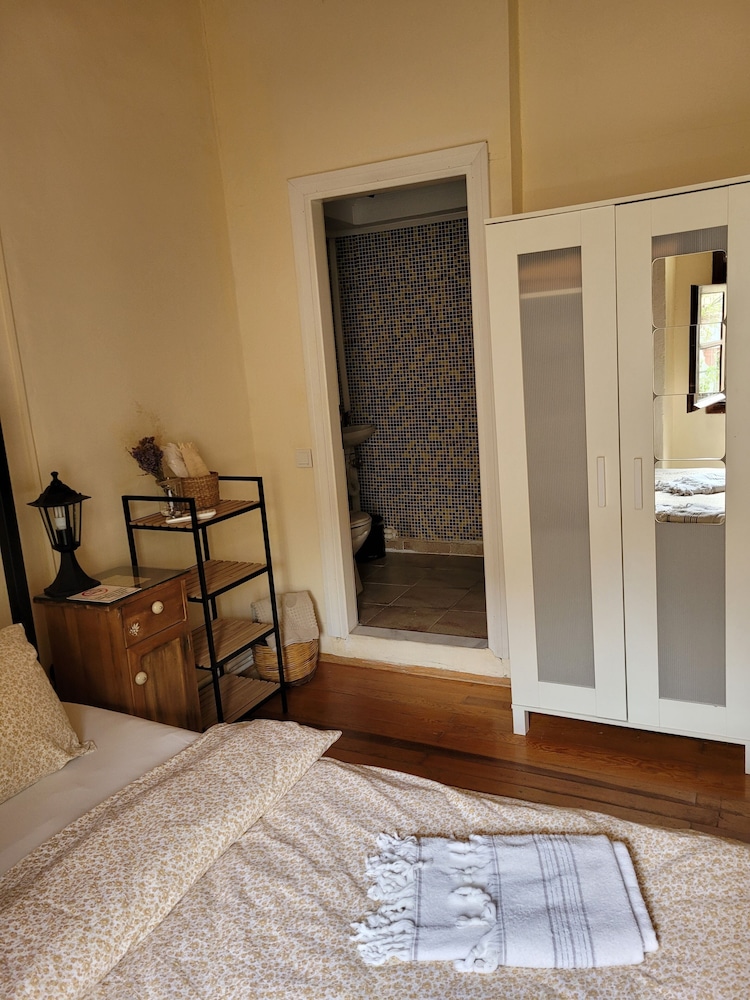 Standard Double Room photo 2