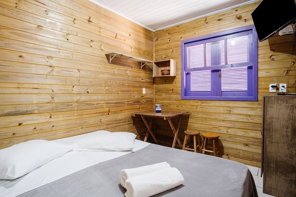 Basic Cabin photo 2