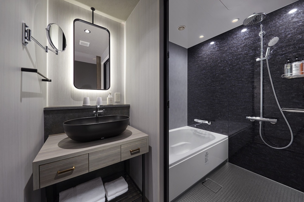 King Room (30sqm) renovated in 2022 Non Smoking - Photo 6