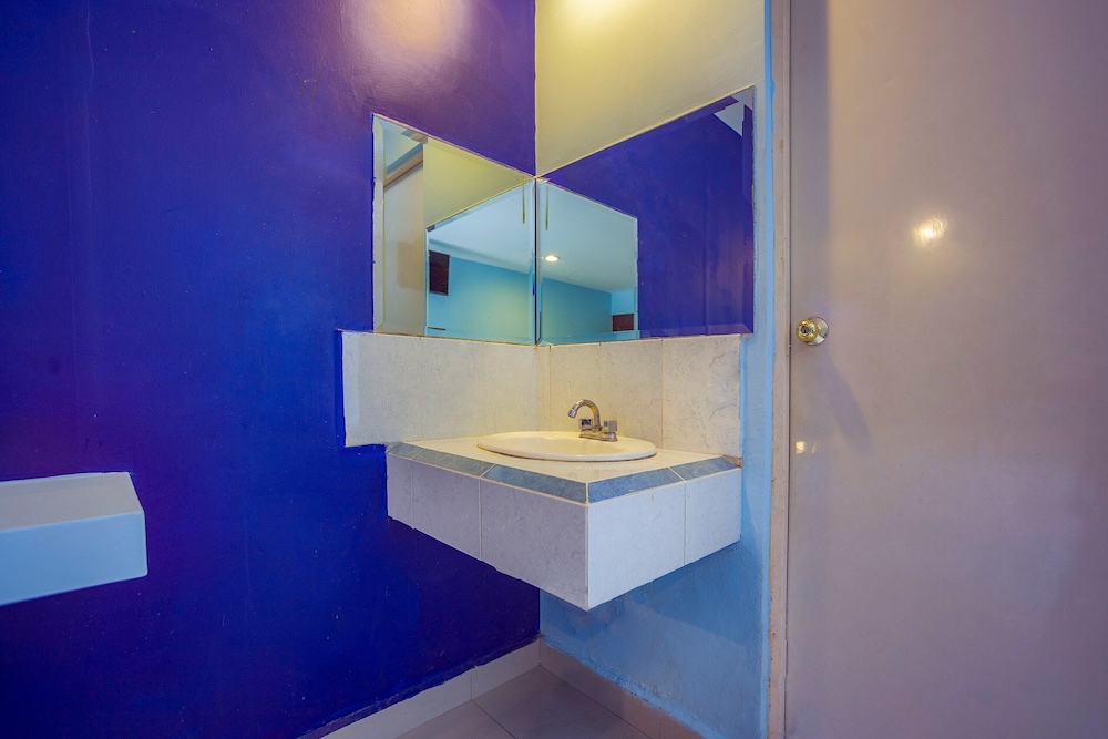 Standard Triple Room - Photo 2