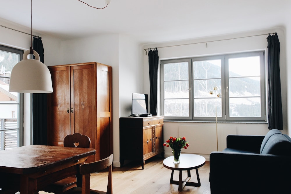 Luxury Apartment, 2 Bedrooms, Mountain View, Mountainside photo 1
