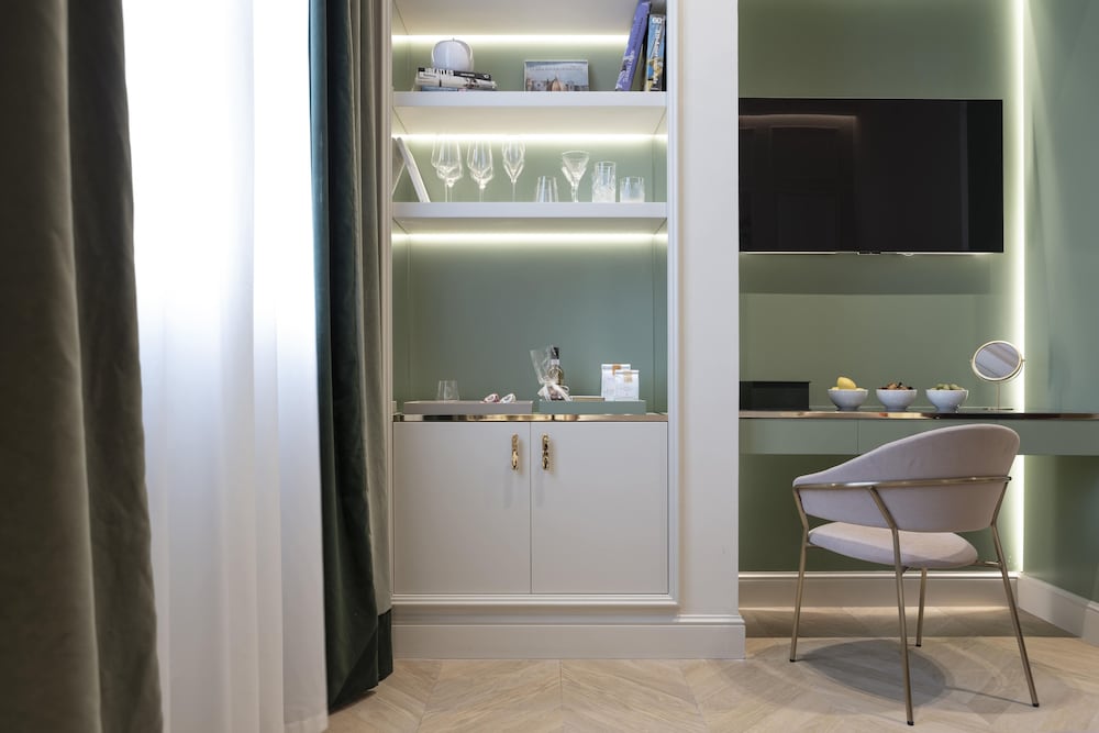 Signature Double Room (20sqm)
