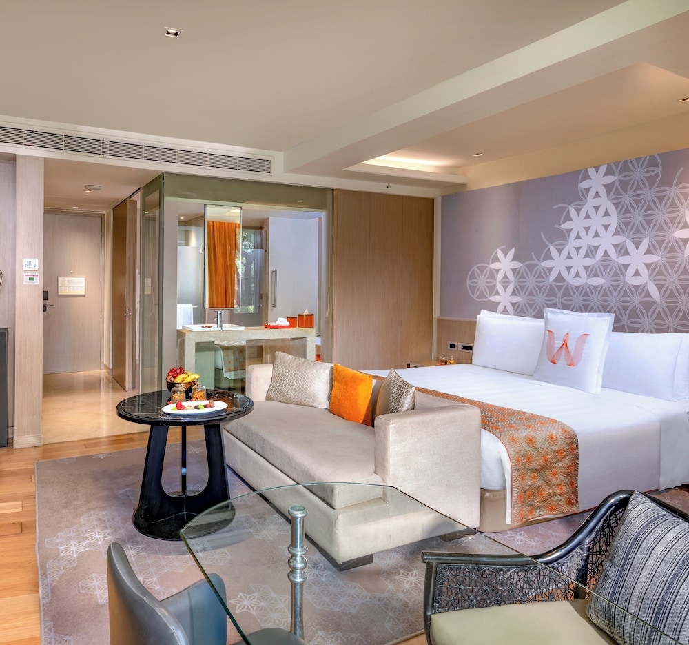 Suite, 1 King Bed (Junior Suite) - Photo 4