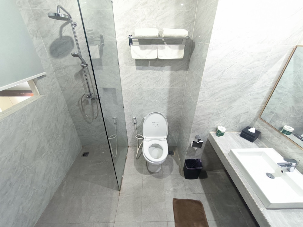 Premier Double or Twin Room - Photo 7