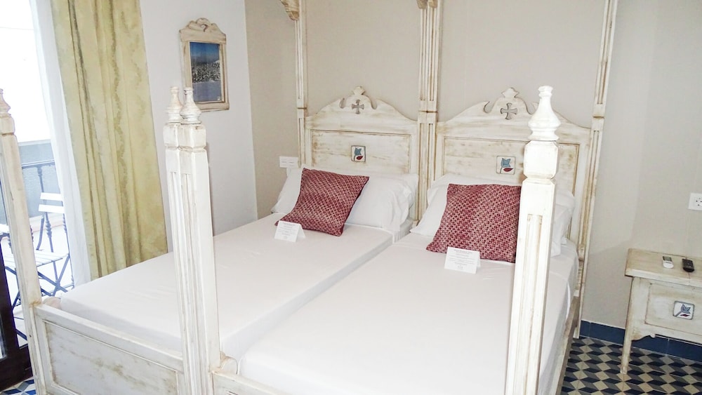 Classic Double Room, Balcony