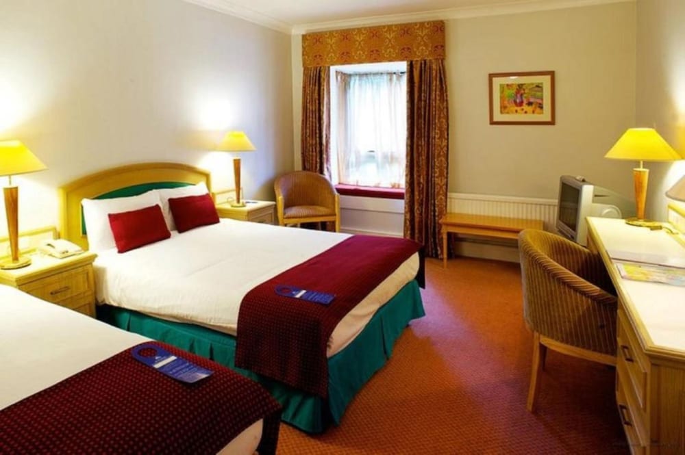 Family Room, Multiple Beds, Non Smoking photo 3