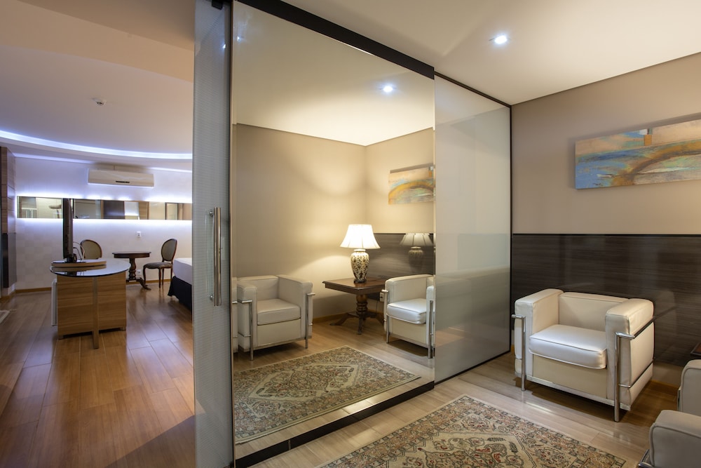 Premium Room (Suite Premium - Vista Piscina)