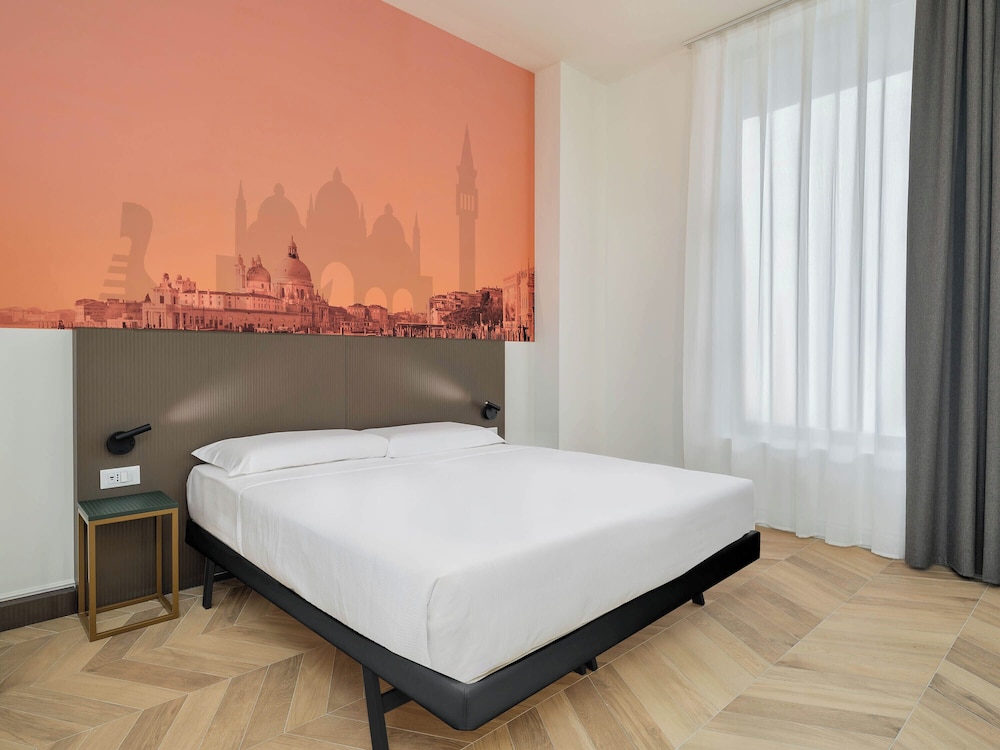 Superior Double Room, Lagoon View