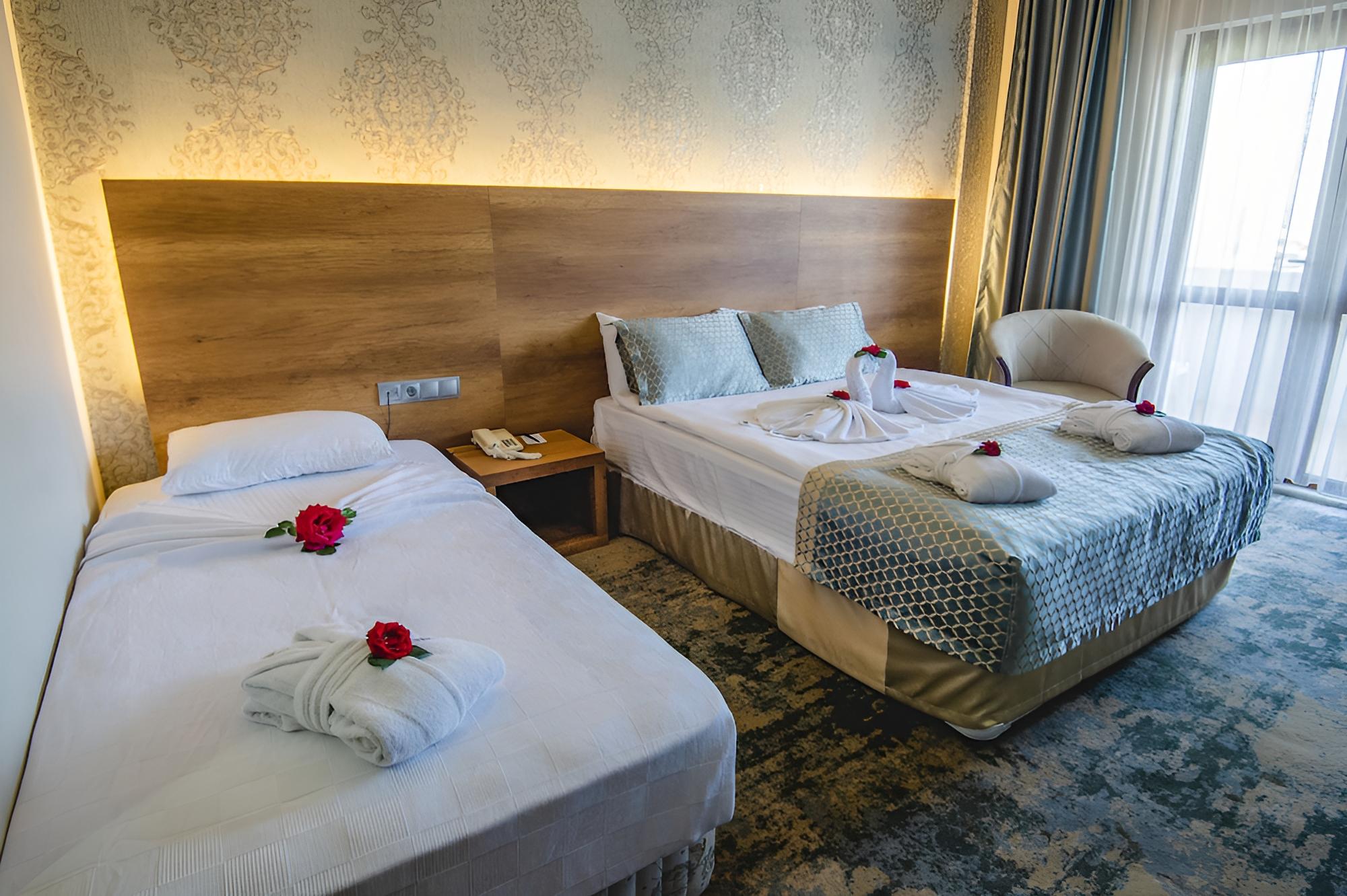 Standard Double or Twin Room photo 2