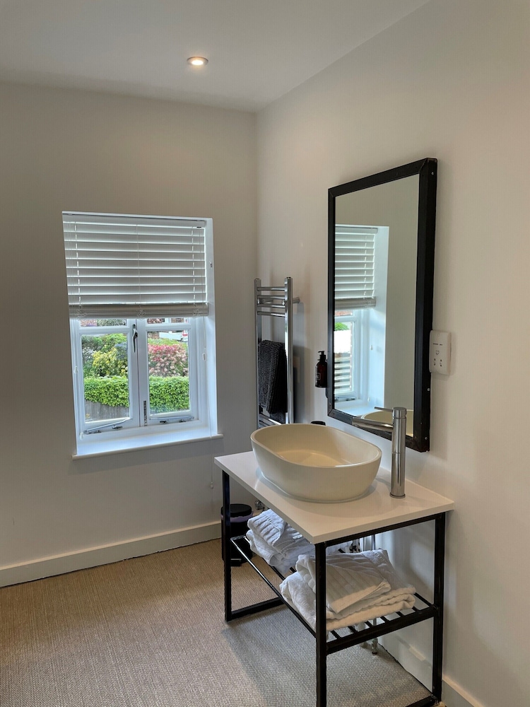 Double Room, Ensuite - Photo 4