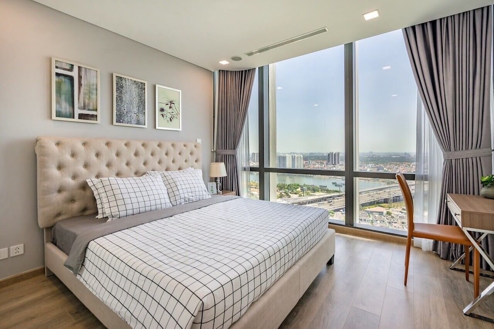 Royal Apartment, 3 Bedrooms, Balcony, River View photo 1