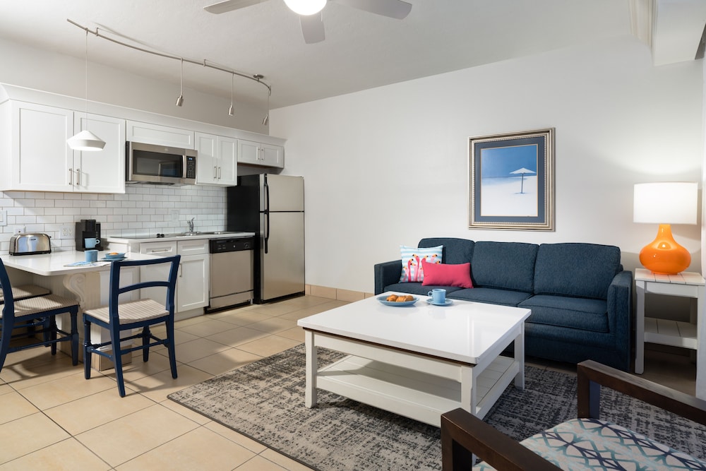 1 Bedroom Captiva Villa,1 King Bed - Photo 3