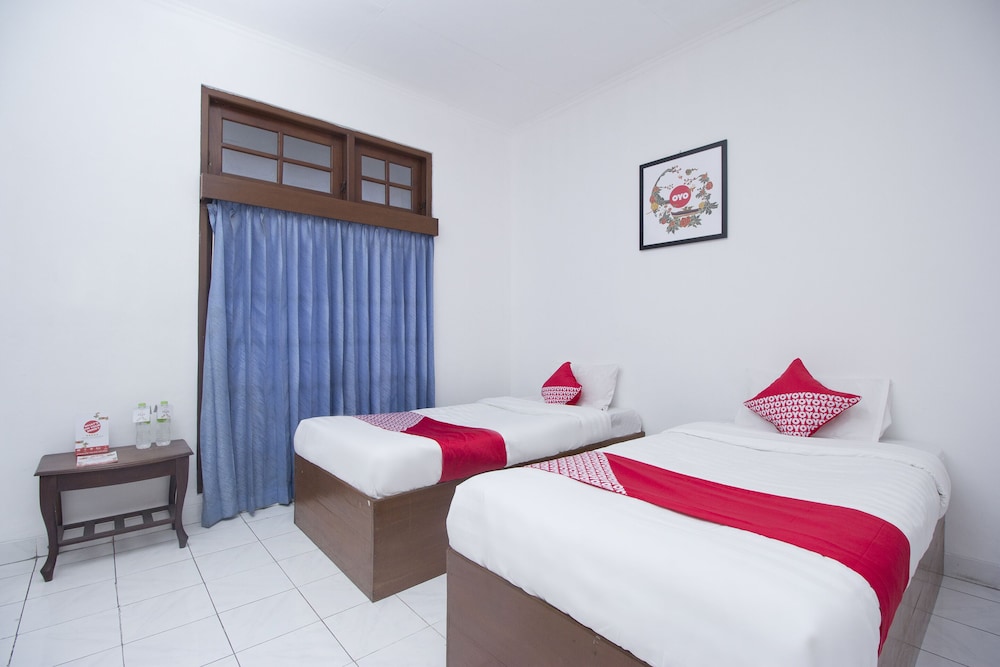 Standard Twin Room - Photo 6
