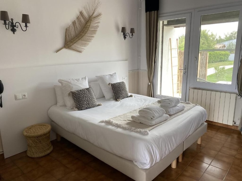 Classic Room - Photo 1