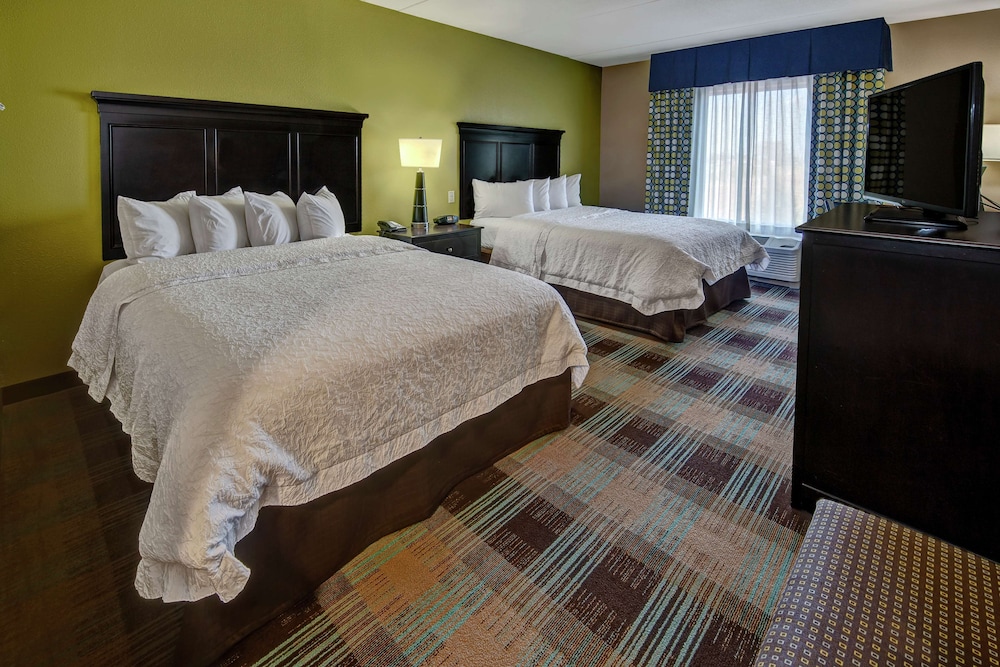 Room, 2 Queen Beds, Accessible photo 3
