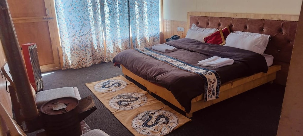 Cottage Room