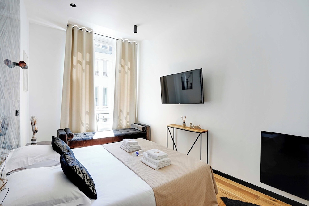 Apartment photo 3