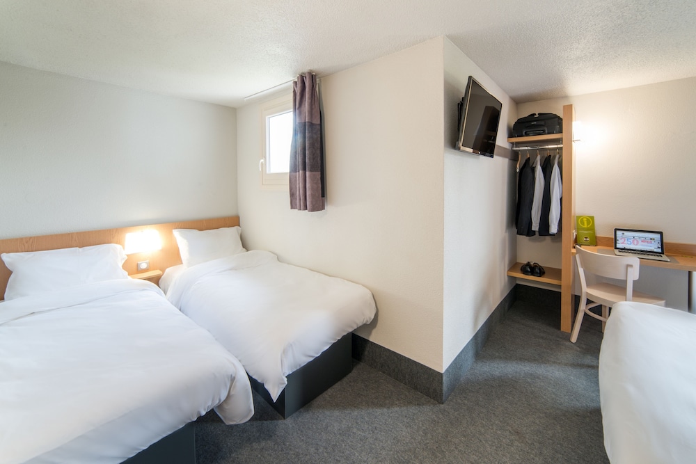 Quadruple Room - Photo 1