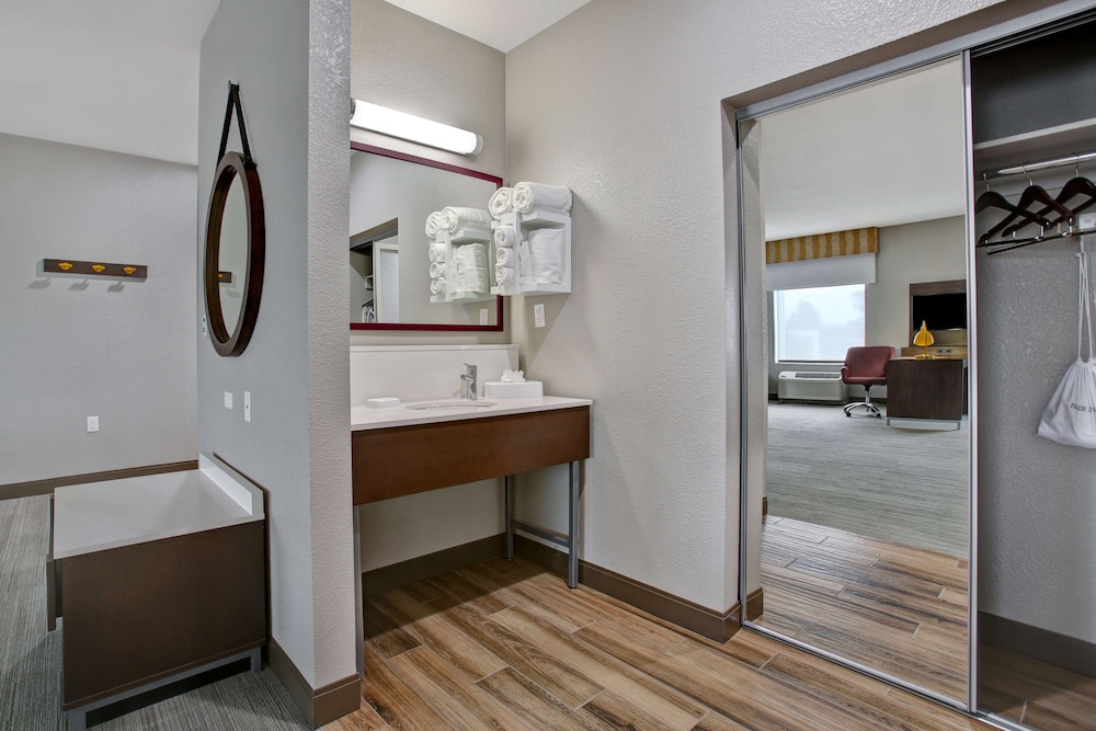 Studio, 2 Queen Beds, Accessible, Non Smoking - Photo 6
