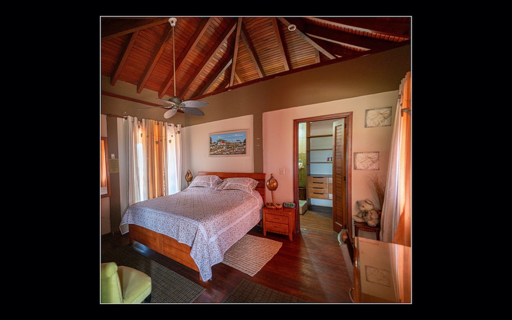 Honeymoon Suite, 1 King Bed, Balcony, Pool View photo 2