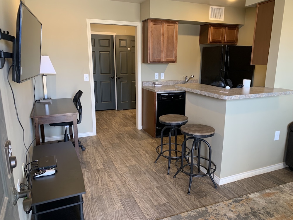 Suite, 1 Bedroom, Non Smoking - Photo 3