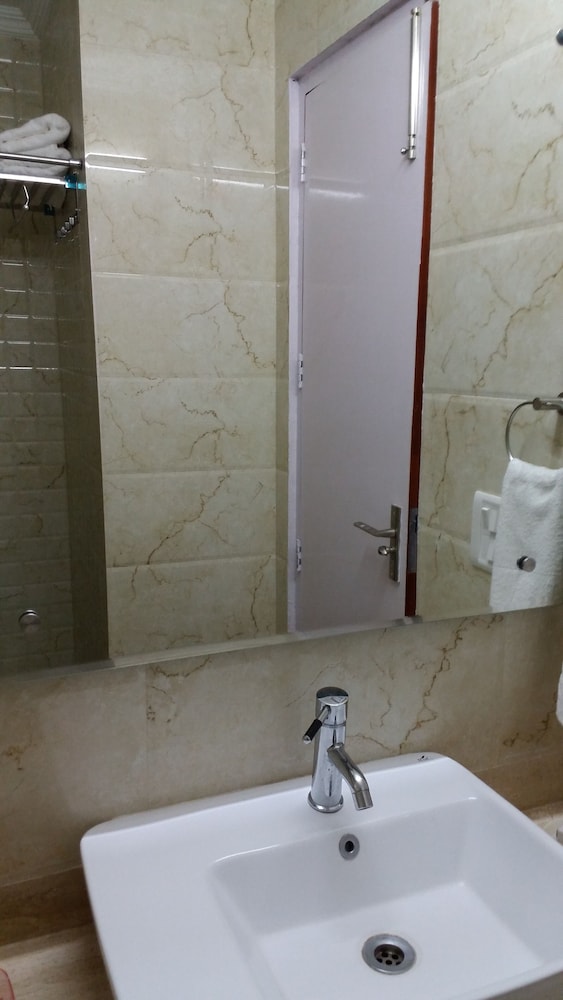 Prime Room - Photo 3