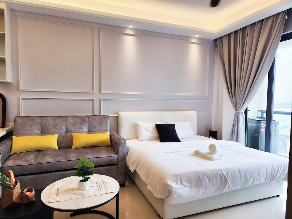 Condo, 1 Bedroom, Accessible, Balcony