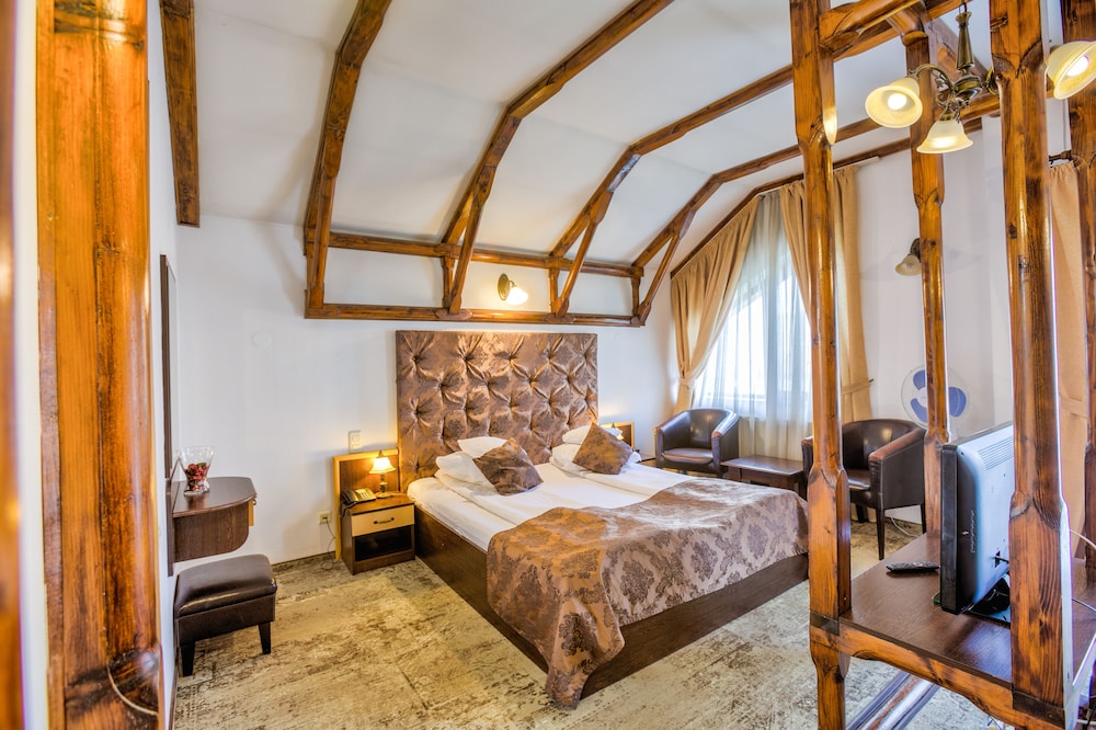 Standard Double Room - Photo 1