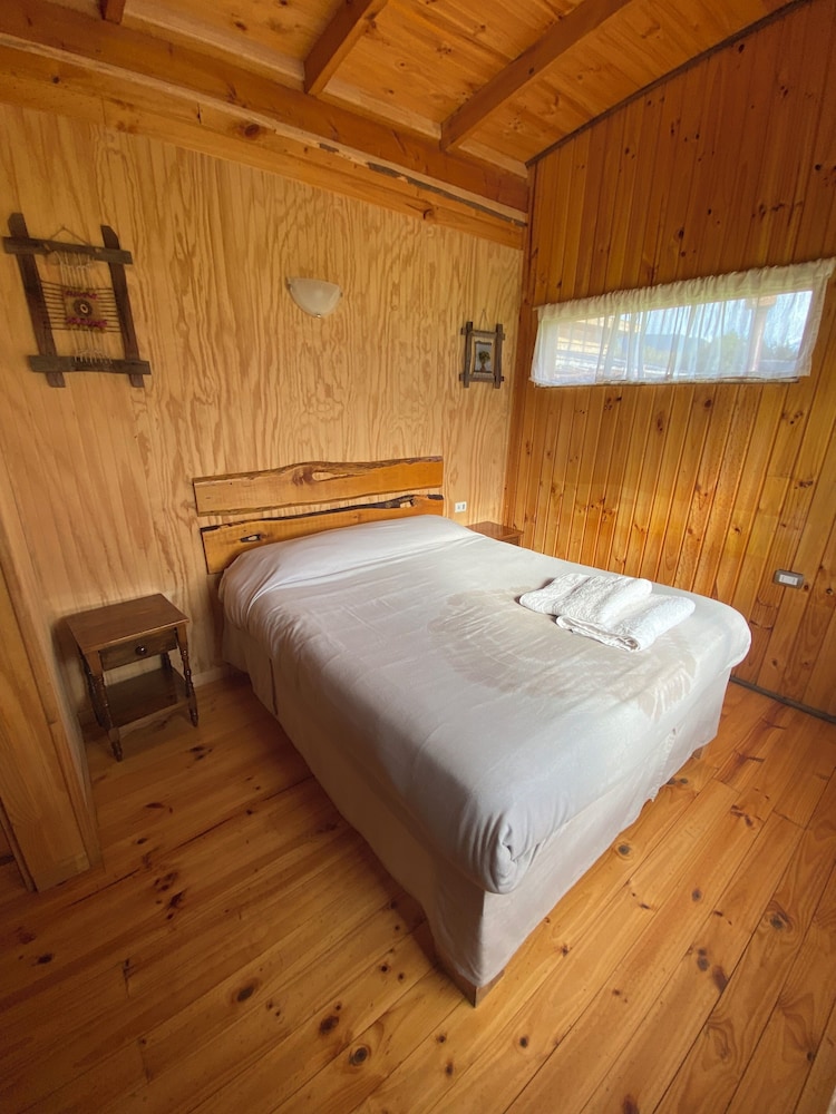 Basic Cabin photo 2