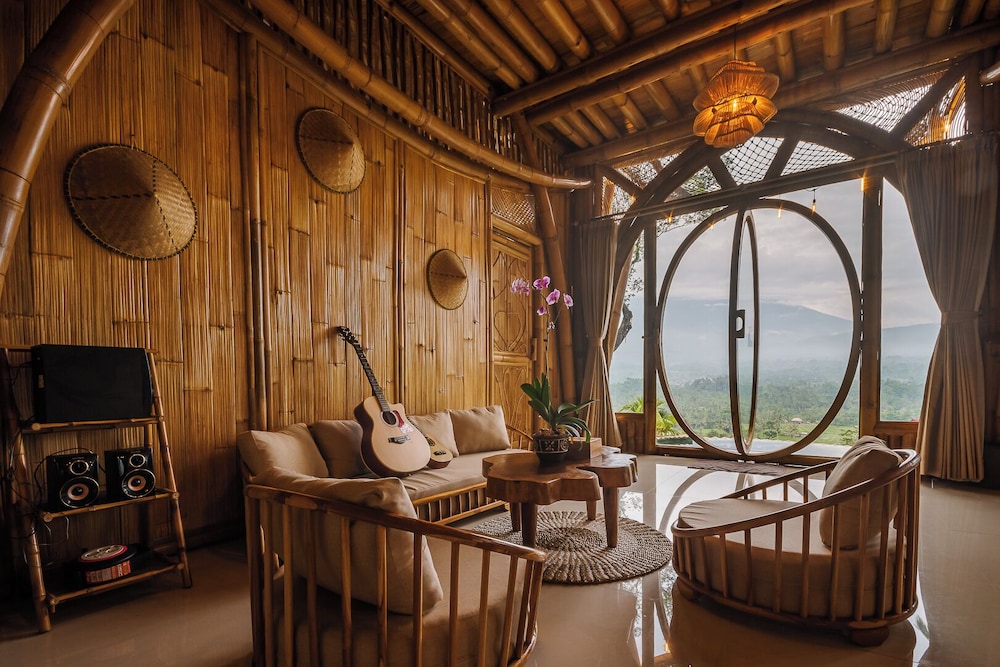 Luxury Villa, Mountain View photo 2