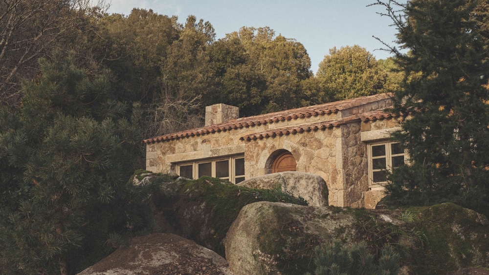 Signature Villa, 1 King Bed with Sofa bed, Terrace, Mountain View