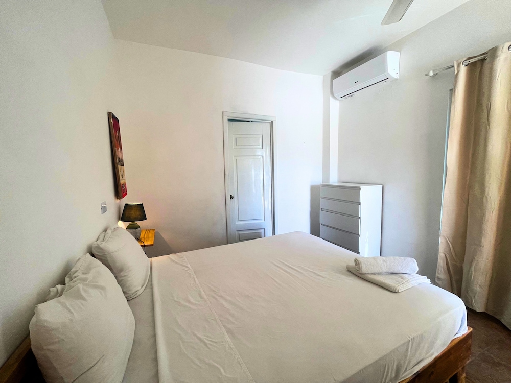 Standard Double Room, 1 Queen Bed photo 2