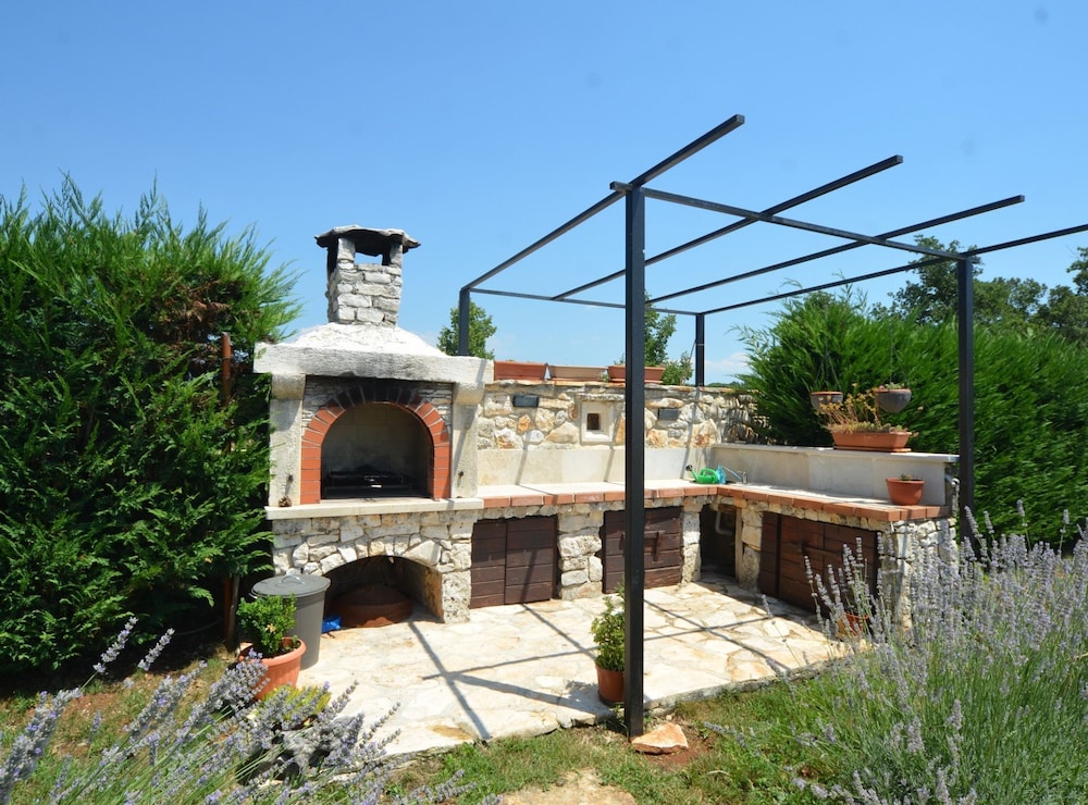 Villa (Four Bedroom Villa with Pool)