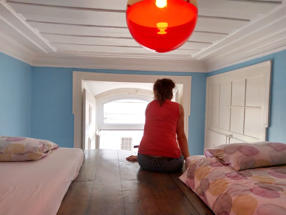 Design Quadruple Room, City View (Blue with a view) photo 2